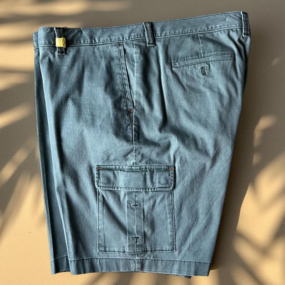 Tommy Bahamas Cargo Shorts - Green Shade - Picture 2 of 5